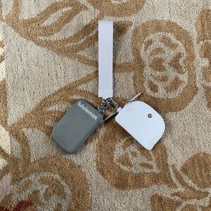 lululemon athletica Olive Green and White Wristlet Key Pouch Set